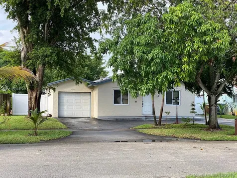 7305 SW 3rd Court North Lauderdale FL 33068
