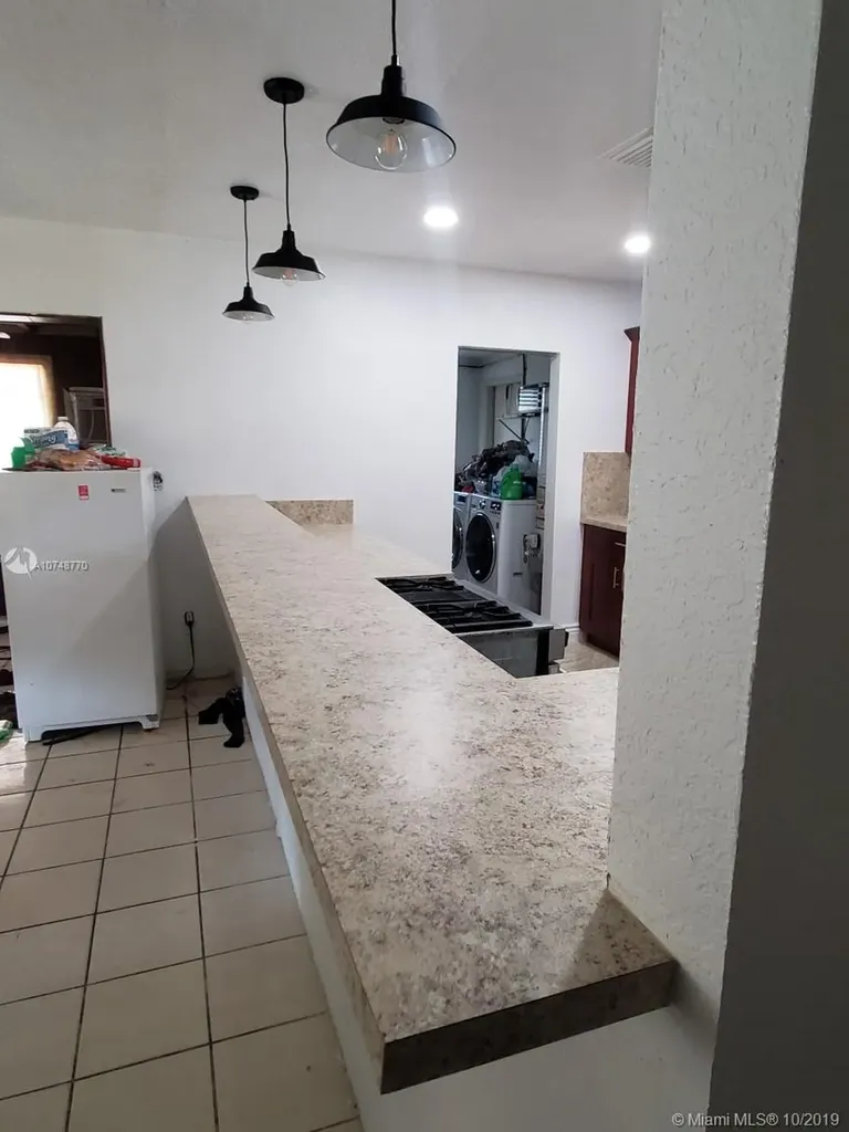 19440 NE 1st Place Miami FL 33179