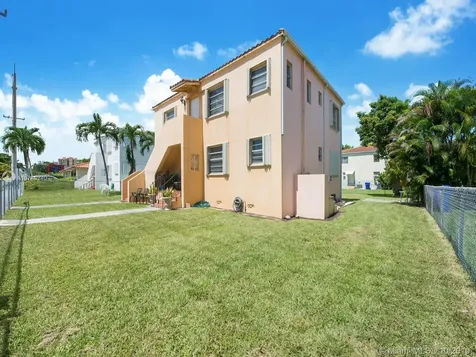 3521 SW 16th Terrace Miami FL 33145