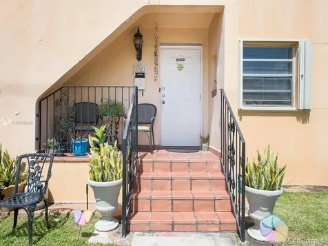 3521 SW 16th Terrace Miami FL 33145