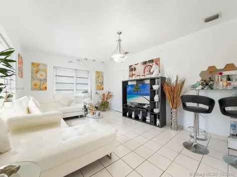 3521 SW 16th Terrace Miami FL 33145
