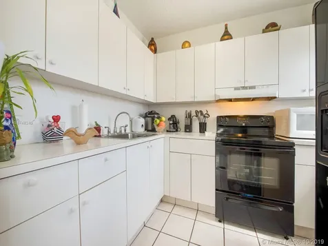 3521 SW 16th Terrace Miami FL 33145