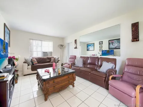 3521 SW 16th Terrace Miami FL 33145