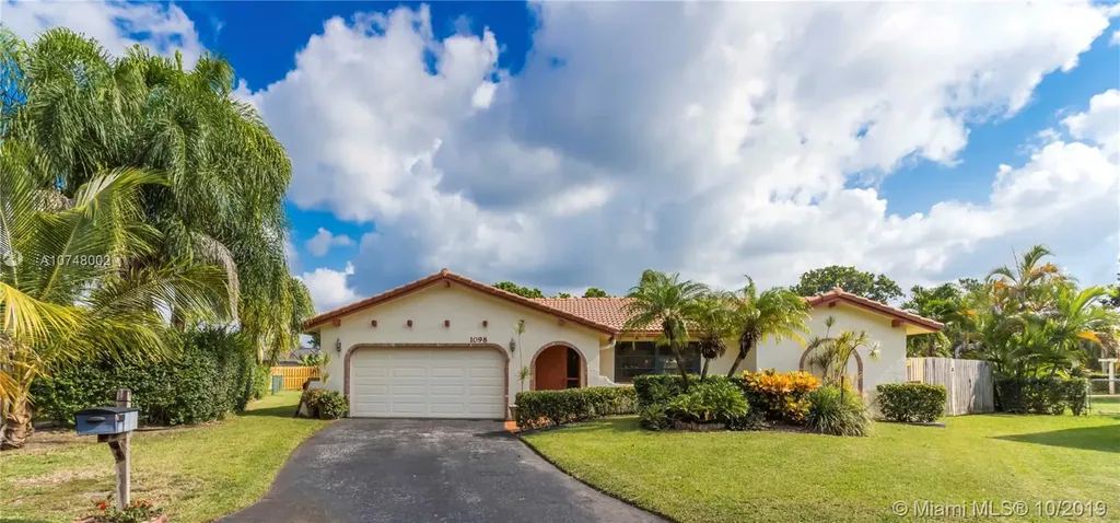 1098 NW 82nd Terrace Coral Springs FL 33071