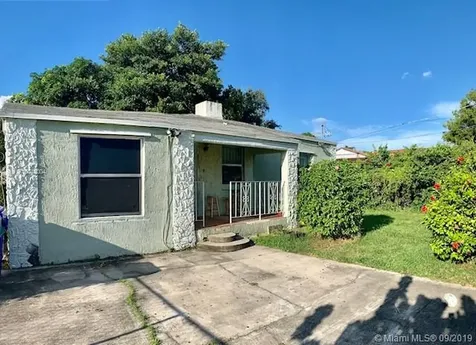 1437 NW 44th Street Miami FL 33142