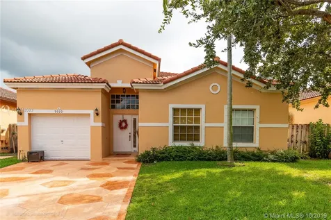 9010 SW 214th Lane Cutler Bay FL 33189