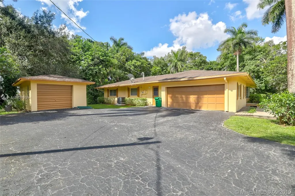 12006 NW 20th Street Plantation FL 33323