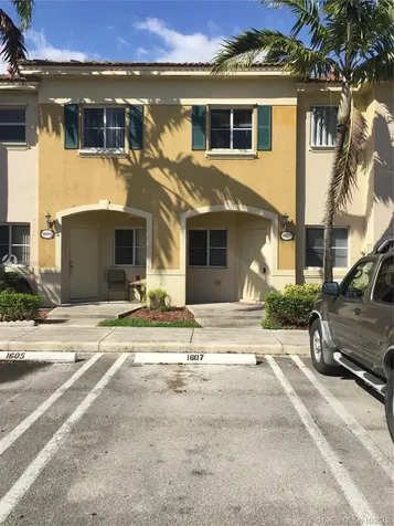 1607 SE 31st Court Homestead FL 33035
