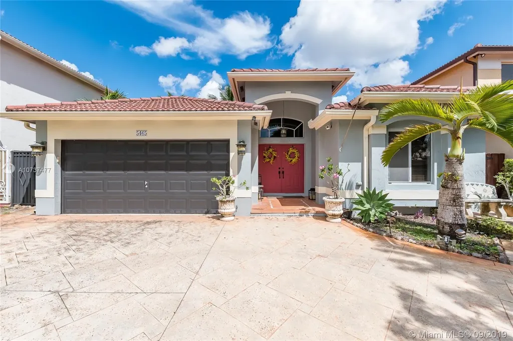 5465 SW 164th Place Miami FL 33185