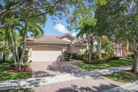1487 Blue Jay Circle Weston FL 33327