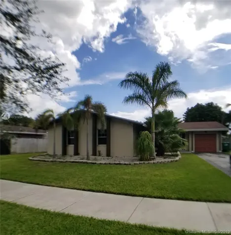 18520 SW 91st Avenue Cutler Bay FL 33157