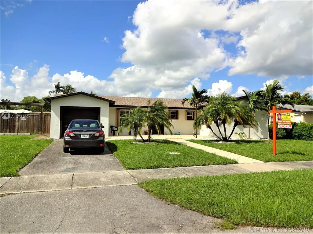 385 NW 17th Court Homestead FL 33030