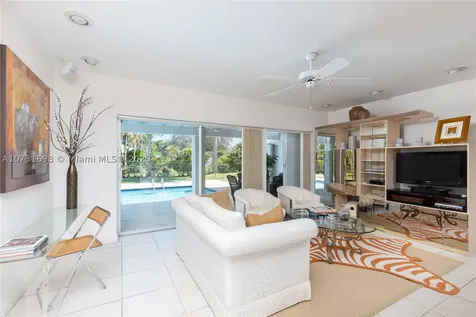 10225 SW 71st Avenue Pinecrest FL 33156