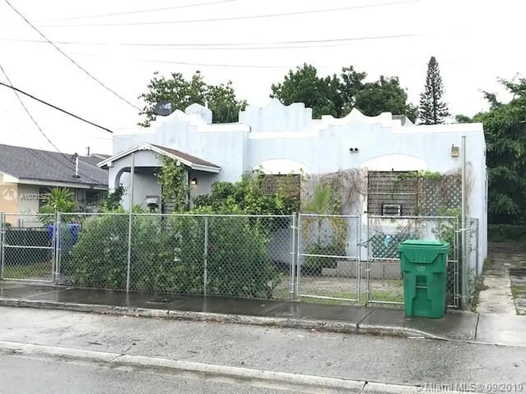511 NW 20th Avenue Miami FL 33125