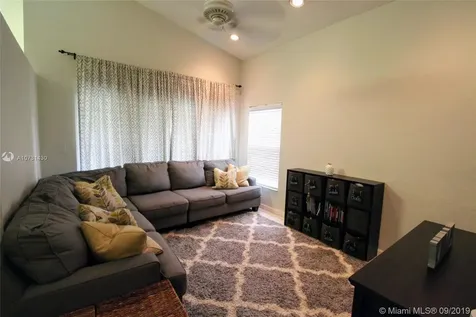 1001 Seabrook Avenue Davie FL 33325