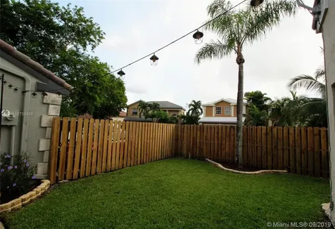 1001 Seabrook Avenue Davie FL 33325