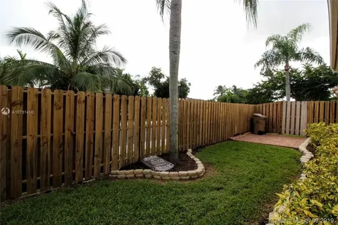 1001 Seabrook Avenue Davie FL 33325