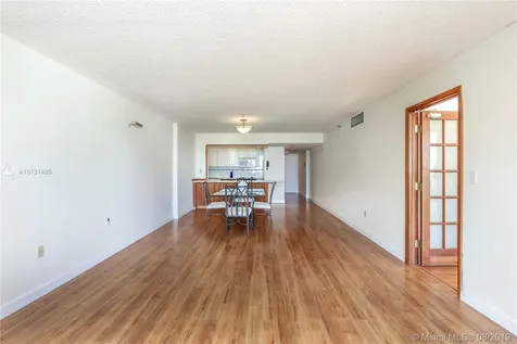 1623 Collins Avenue Miami Beach FL 33139