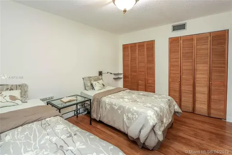 1623 Collins Avenue Miami Beach FL 33139