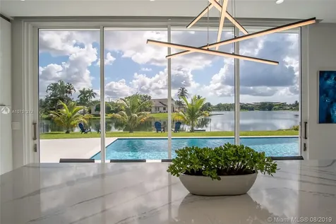 8521 SW 93rd Court Miami FL 33173