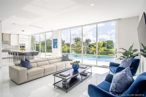 8521 SW 93rd Court Miami FL 33173