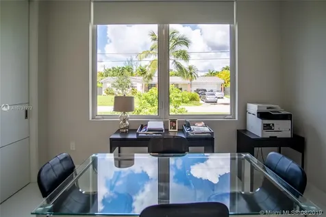 8521 SW 93rd Court Miami FL 33173