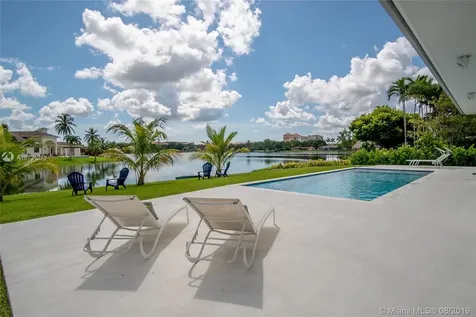 8521 SW 93rd Court Miami FL 33173