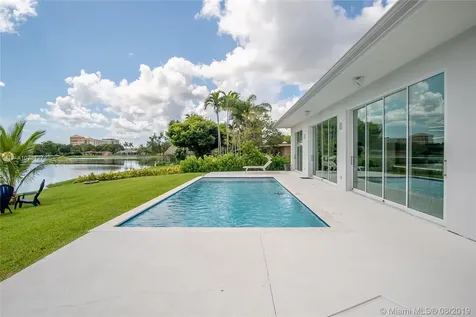 8521 SW 93rd Court Miami FL 33173