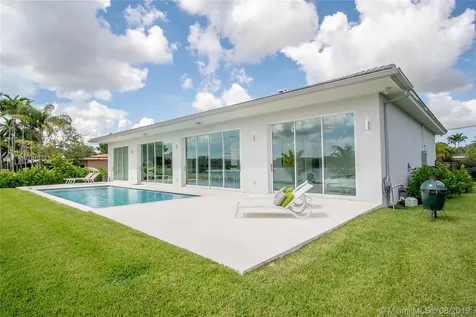 8521 SW 93rd Court Miami FL 33173
