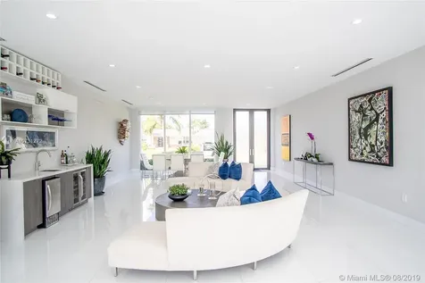 8521 SW 93rd Court Miami FL 33173