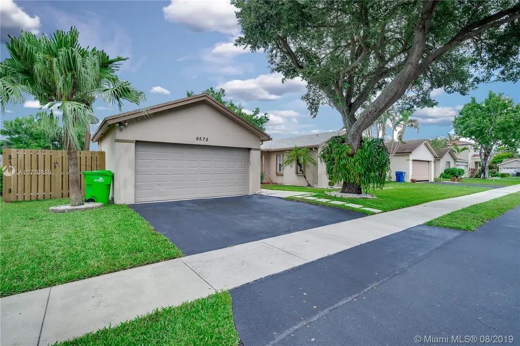 9578 NW 53rd Street Sunrise FL 33351