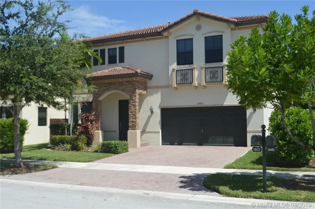 10421 SW 224th Terrace Cutler Bay FL 33190