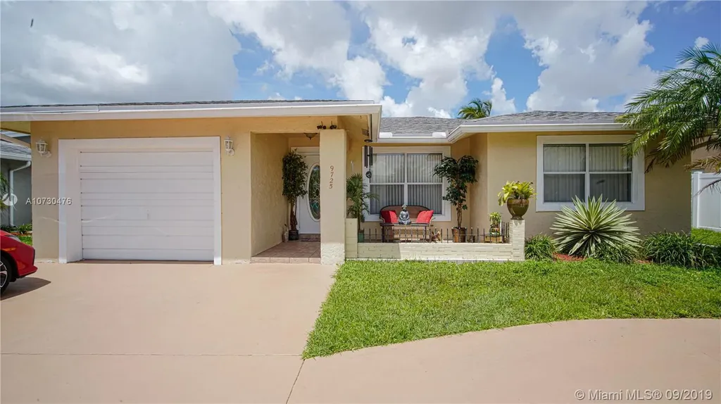 9725 NW 83rd Street Tamarac FL 33321