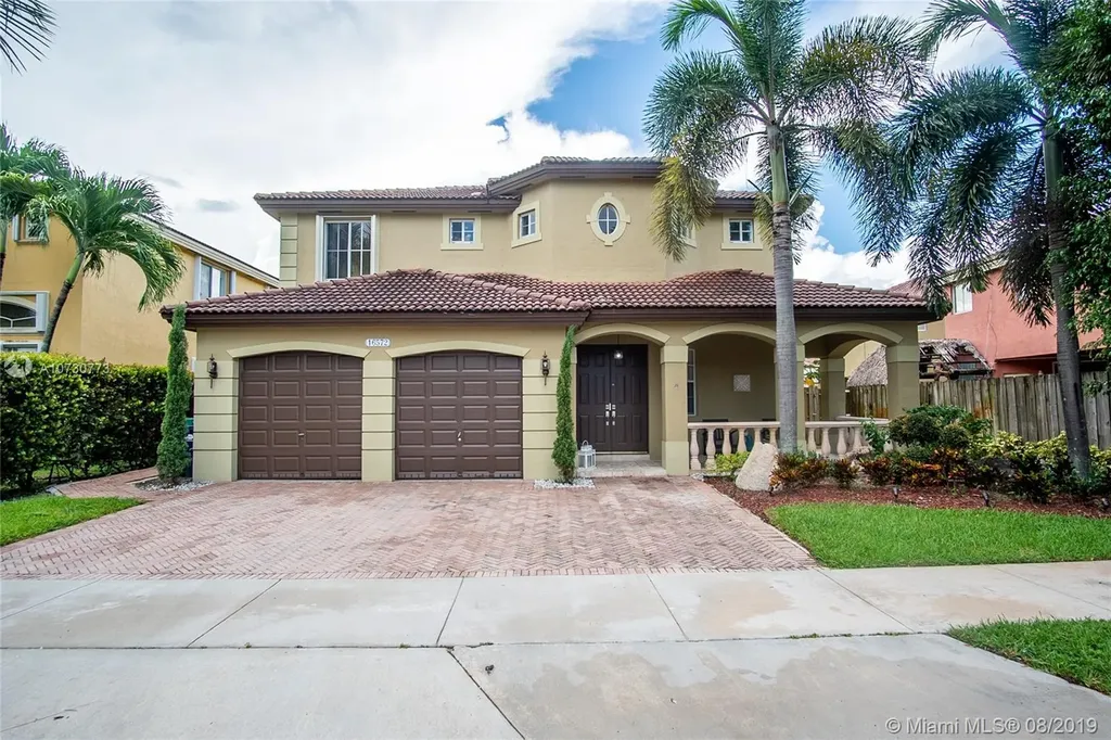 16572 SW 60th Terrace Miami FL 33193