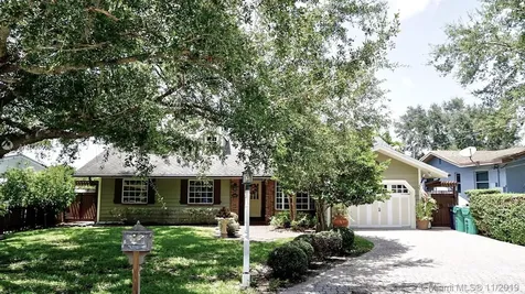 8965 SW 157th Street Palmetto Bay FL 33157
