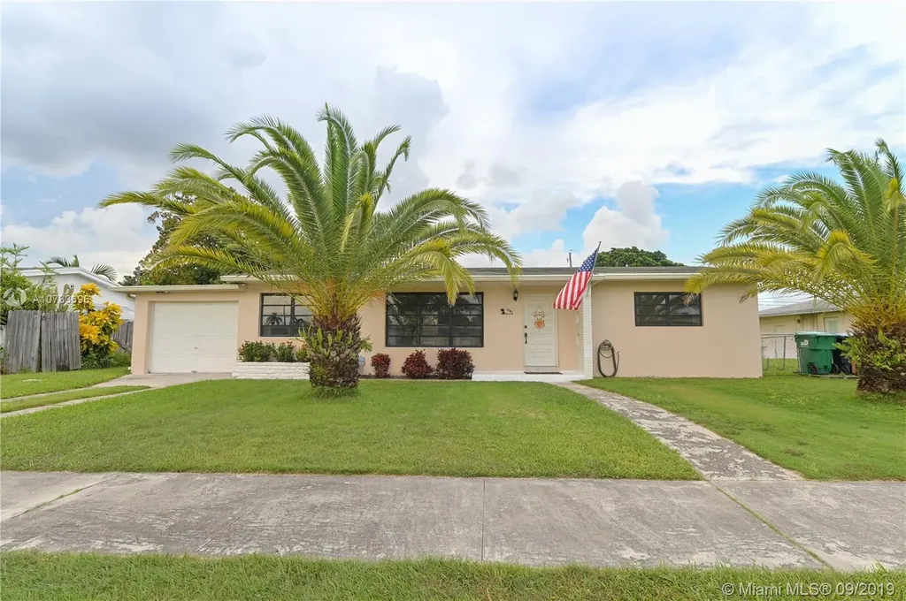 1741 NW 10th Street Homestead FL 33030