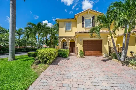 22096 SW 93rd Place Cutler Bay FL 33190