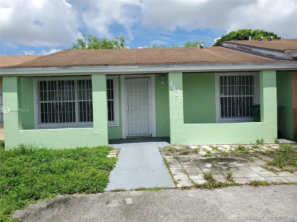 4435 NW 185th Street Miami Gardens FL 33055