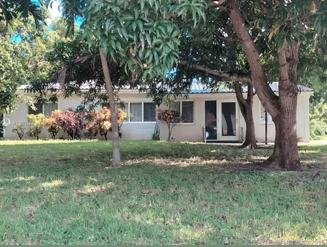 2180 NE 185th Street North Miami Beach FL 33179