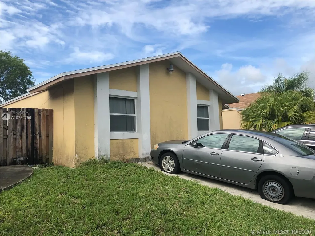 11982 SW 210th Terrace Miami FL 33177