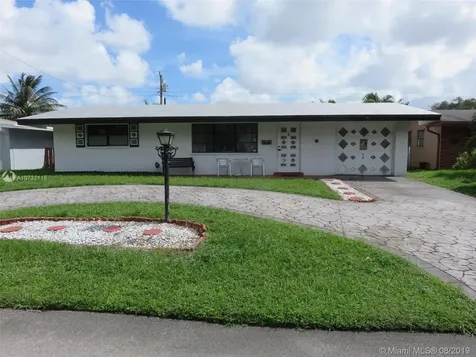 7790 NW 11th Street Pembroke Pines FL 33024
