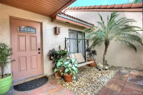 6438 NW 170th Terrace Hialeah FL 33015