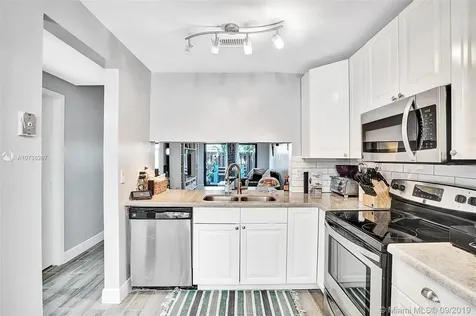 221 SW 97th Terrace Pembroke Pines FL 33025
