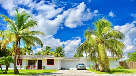 1011 NW 18th Street Homestead FL 33030