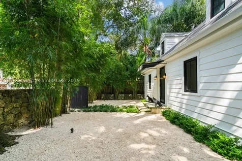 3679 Bougainvillea Road Miami FL 33133