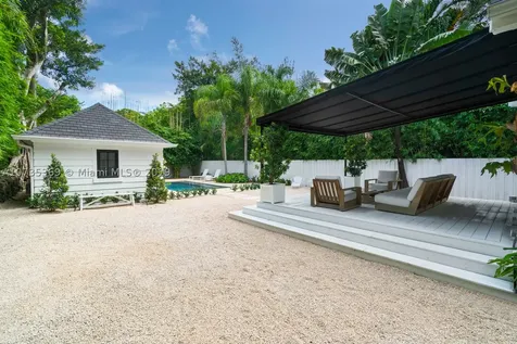 3679 Bougainvillea Road Miami FL 33133