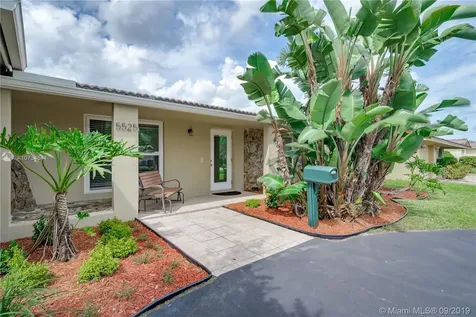 5525 Jefferson Street Hollywood FL 33021