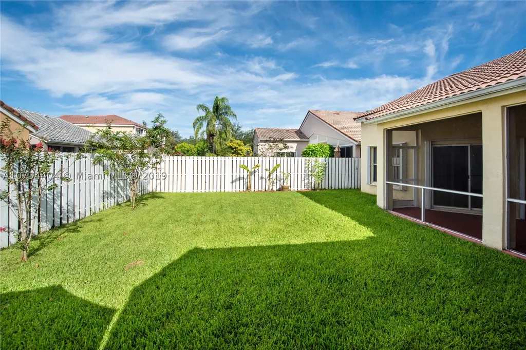 493 Carrington Lane Weston FL 33326