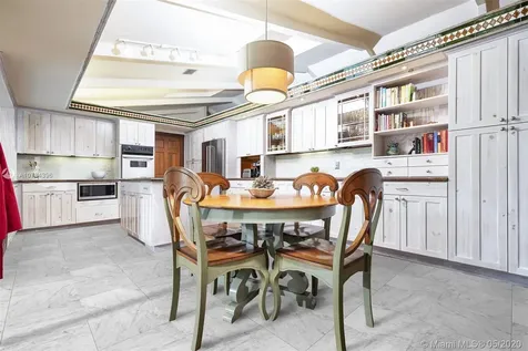 9620 SW 67th Avenue Pinecrest FL 33156
