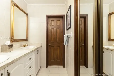 9620 SW 67th Avenue Pinecrest FL 33156